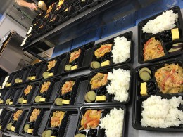 お弁当盛付